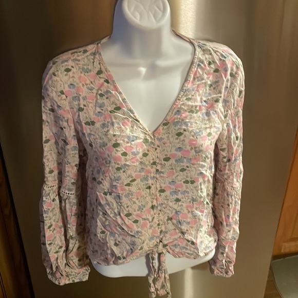 🚫SOLD🚫 LC Lauren Conrad Floral Long Sleeve Blouse - Picture 4 of 16